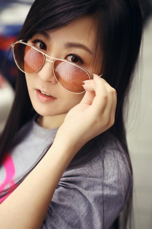 mc���۶���Ƭ